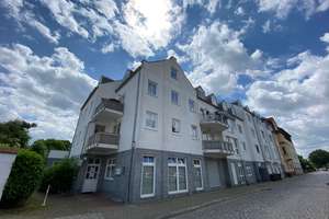 2-Zi.-Whg. mit Balkon, EBK (optional), PKW-Stellplatz nahe Cracauer Wasserfall