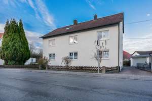 Gepflegtes Mehrfamilienhaus zentral in Illerrieden! – Die vollständige Adresse der Immobilie erhältst du vom Anbieter., 89186 Illerrieden – Vorschaubild 2