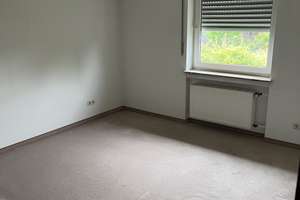 Freistehendes Einfamilienhaus mit Garten in Bonn-Niederholtorf – Die vollständige Adresse der Immobilie erhältst du vom Anbieter., 53229 Holtorf, Bonn – Vorschaubild 7