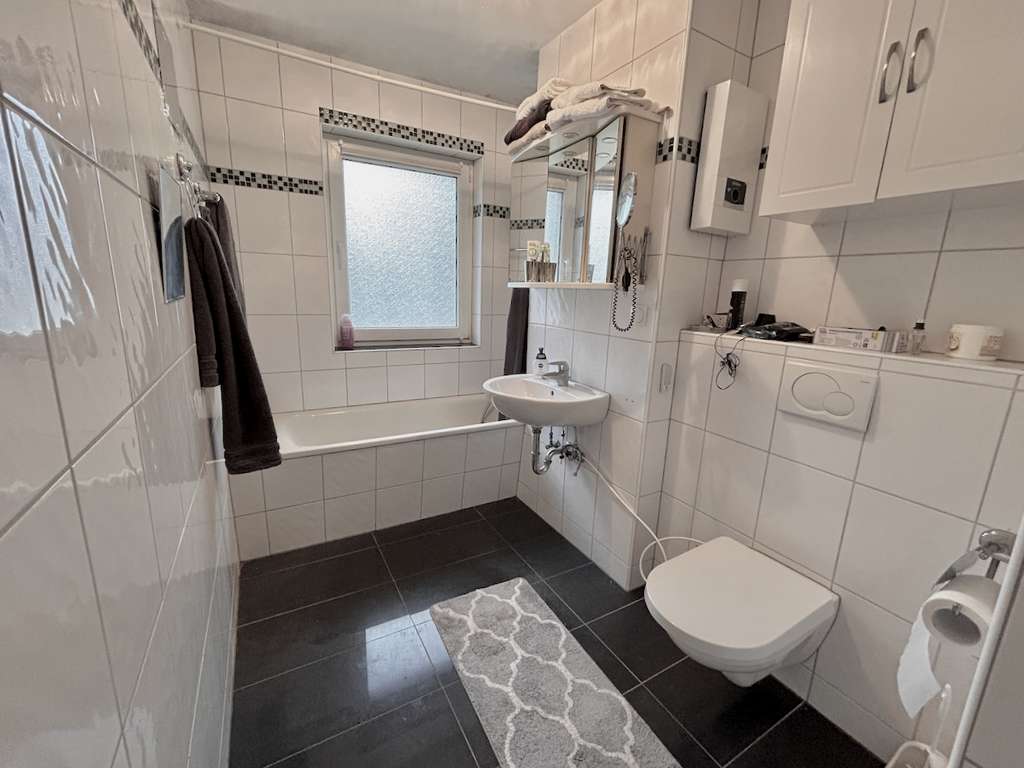 Immobilie in Haan - Attraktive 3-Zimmer-Wohnung mit Balkon & Aufzug – ideal zur Eigennutzung oder als Kapitalanlage - Bild 4