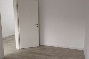 Moderne 2-Zimmer-Wohnung mit großem Balkon, Einbauküche & Fußbodenheizung – sofort bezugsfrei – Luruper Hauptstraße 210, 22547 Lurup, Hamburg – Vorschaubild 13