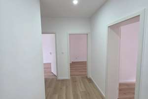 Erstbezug nach Sanierung 3 Zimmer mit  Balkone Einbauküche WG- geeignet – Schillerstr. 51, 76135 Weststadt, Karlsruhe – Vorschaubild 3