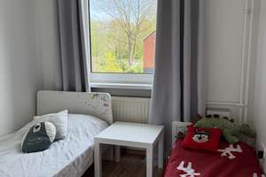 Exklusives, voll möbliertes 5-Zimmer-Reihenhaus mit Terrasse in Hamburg-Langenhorn – Die vollständige Adresse der Immobilie erhältst du vom Anbieter., 22415 Langenhorn, Hamburg – Vorschaubild 14