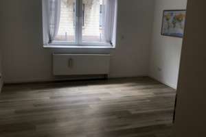 Schöne Erdgeschoss-Wohnung mit WG Potenzial und Terrasse – Bismarkstr. 50, 45888 Altstadt, Gelsenkirchen – Vorschaubild 2