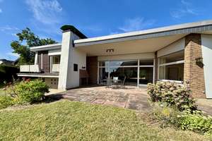 Bungalow im Bauhausstil – Einzigartige Gelegenh. in Bestlage | 990 m² Grundstück | provisionsfrei – Die vollständige Adresse der Immobilie erhältst du vom Anbieter., 56626 Andernach – Vorschaubild 1
