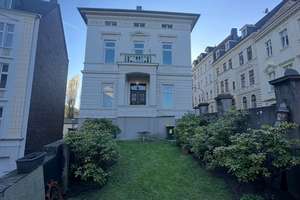 Sanierter Altbau, 3-Zimmer, KDB, 70 qm, Gartennutzung, Dielenböden 