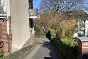 gepflegtes Mehrfamilienhaus mit 8 Wohneinheiten und 7 Garagen, vollvermietet in Sackgasse – Die vollständige Adresse der Immobilie erhältst du vom Anbieter., 42289 Heckinghausen, Wuppertal – Vorschaubild 4