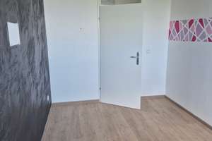 Weit oben mit Aufzug, hell und mit neuem Boden + Bädern – Am Brunnengarten 10, 68169 Neckarstadt-Ost/Wohlgelegen, Mannheim – Vorschaubild 10