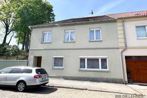 Reihenendhaus mit Potenzial in Wittenberge – Prignitz (Kreis) – Vorschaubild 1