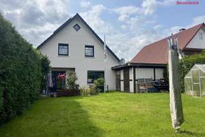 Doppelhaushälfte in familienfreundlicher Lage in Fürstenau – Die vollständige Adresse der Immobilie erhältst du vom Anbieter., 49584 Fürstenau – Vorschaubild 1