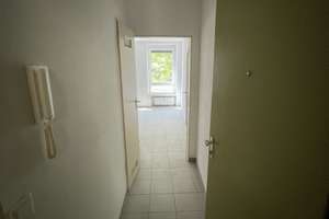 WOHNEN: 1 Zi - 2.OG - ca. 25 m² - Innenstadt – Die vollständige Adresse der Immobilie erhältst du vom Anbieter., 90402 Altstadt, St. Lorenz, Nürnberg – Vorschaubild 2
