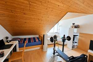 Attraktive DG-Wohnung mit TG-Stellplatz – Interessante Kapitalanlage in der Karlsruher Südstadt – Die vollständige Adresse der Immobilie erhältst du vom Anbieter., 76137 Südstadt, Karlsruhe – Vorschaubild 3