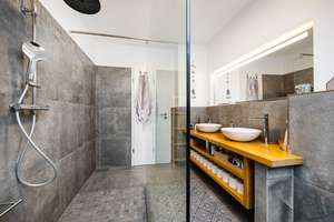 Mit Dachterrasse und Garage
Moderne 4-Zimmer-Eigentumswohnung – 33689 Sennestadt, Bielefeld – Vorschaubild 12