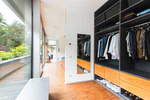 Elegantes Design trifft auf exklusive Lage: Modernes Traumhaus in Nikolassee – Berlin – Vorschaubild 11