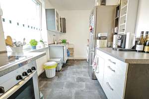 !! Modernisierte 3-Zimmer-Wohnung in zentraler Lage mit Tiefgaragestellplatz !! – August-Bebel-Allee 10, 28329 Radio Bremen, Bremen – Vorschaubild 14