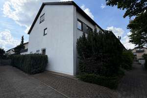 Ruhig gelegenes Zweifamilienhaus mit Garten, Balkon und hervorragender Infrastruktur – Die vollständige Adresse der Immobilie erhältst du vom Anbieter., 70378 Neugereut, Stuttgart – Vorschaubild 22