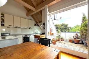 Helle und freundliche Dachgeschosswohnung mit Terrasse – Riegerhofstr. 15, 80686 Sankt Ulrich, München – Vorschaubild 7