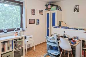 Ihr neues Zuhause in Augsburg: Großzügige 4-Zimmer-Wohnung mit Loggia inkl. TG-Stellplatz – Die vollständige Adresse der Immobilie erhältst du vom Anbieter., 86167 Lechhausen-Ost, Augsburg – Vorschaubild 9