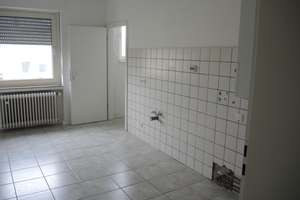 3-Zimmerwohnung Hamm-Zentrum, Nähe Bahnhof - WG geeignet – Martin-Luther-Straße 48, 59065 Mitte, Hamm – Vorschaubild 4
