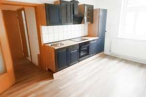 Helle Etagenwohnung mit neuer Einbauküche – Doberaner Strasse 127, 18057 Kröpeliner-Tor-Vorstadt, Rostock – Vorschaubild 6