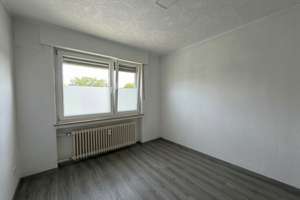 Großzügige 3-Zimmer-Wohnung mit offener Küche, Balkon & Garten in Leverkusen-Rheindorf Süd – Die vollständige Adresse der Immobilie erhältst du vom Anbieter., 51371 Rheindorf, Leverkusen – Vorschaubild 5