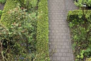 Charmantes Reihenhaus mit Garten in 08280 Aue + Garagen – Die vollständige Adresse der Immobilie erhältst du vom Anbieter., 8280 Aue – Vorschaubild 12