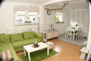 Kleines Haus mit Terrasse in Bottrop Fuhlenbrock