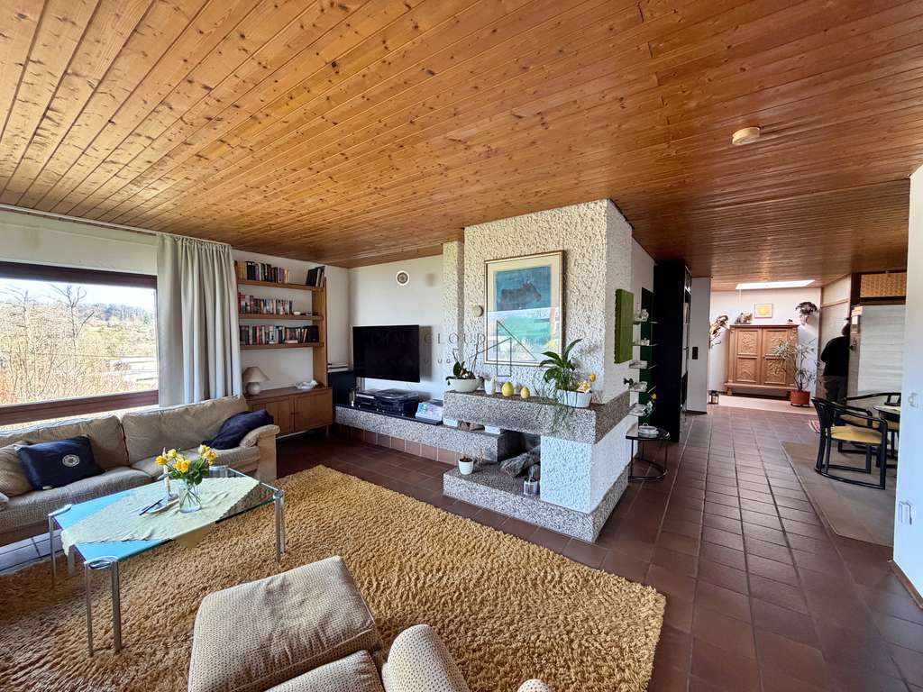 Immobilie in Maulbronn - Beeindruckendes, freistehendes Zweifamilienhaus  in erstklassiger Lage von Maulbronn - Bild 1