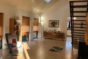 Großzügige 156 m² Galeriewohnung mit Süd-West-Balkon  – ruhige Lage in Solingen-Höhscheid – Schürmannweg 17, 42659 Burg/Höhscheid, Solingen – Vorschaubild 2