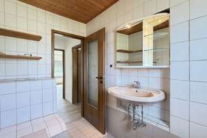 Gepflegtes Reihenendhaus mit Garten, Terrasse und Balkon in beliebter Wohnlage – Die vollständige Adresse der Immobilie erhältst du vom Anbieter., 56077 Asterstein, Koblenz – Vorschaubild 16