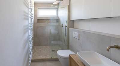 Stilvoll Wohnen in Zentrumsnähe: Sanierte Wohnung mit zwei Loggien