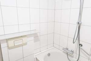 Frankfurt am Main: Helle 3-Zimmer-Wohnung im 3. OG - ideal für WGs – 60313 Innenstadt, Frankfurt am Main – Vorschaubild 10