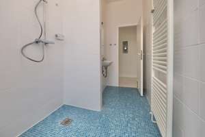 BESTE LAGE ZWISCHEN BRANITZER PLATZ & REICHSSTR. - FRISCH RENOVIERT - TOLL GESCHNITTEN MIT 2 BÄDERN – Kirschenallee 12A kk, 14050 Westend, Berlin – Vorschaubild 5