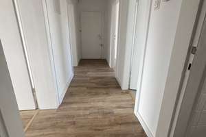 Stilvoll modernisiert: 3-Zimmer-Wohnung in Hannover – Großer Kolonnenweg 12, 30163 Vahrenwald, Hannover – Vorschaubild 2