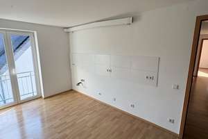 4-Zimmer-Dachgeschosswohnung in Paderborn – Albinstraße 13a, 33098 Kernstadt, Paderborn – Vorschaubild 2