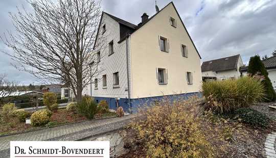 Bild von Sehr gepflegtes Wohnhaus mit ausgebautem Nebengebäude und schönem Hof in Hintermeilingen.