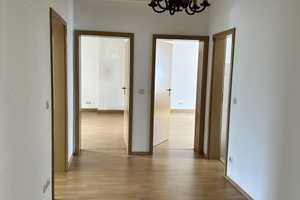 Wohnung im 1. OG - 3-4 Zimmer - zentral gelegen (E0182) – Hofstraße 95, 41065 Mönchengladbach – Vorschaubild 9