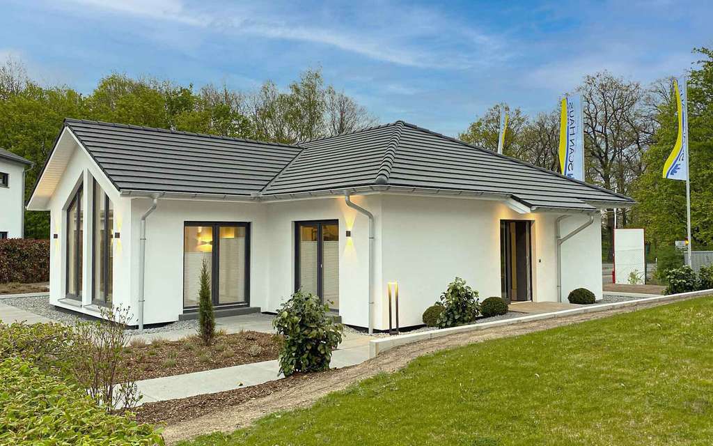 Immobilie in Fahrenbach - Ihr Traum vom modernen Winkelbungalow – Stilvoll, Effizient & Individuell - Bild 2