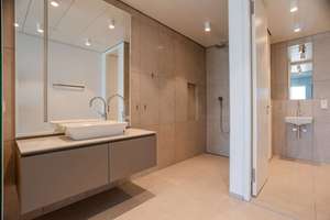 Stilvolle Tower-Wohnung mit großzügigem Balkon im Frankfurter Westend – 60325 Westend-Süd, Frankfurt am Main – Vorschaubild 6