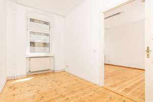 Schlesischer Busch - Helle, großzügige Altbauwohnung mit Balkon zwischen Oberbaumbrücke & Badeschiff – Die vollständige Adresse der Immobilie erhältst du vom Anbieter., 10997 Kreuzberg, Berlin – Vorschaubild 10