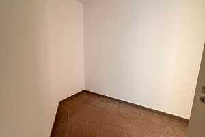 Geräumig 2-Raum Wohnung mit Einbauküche und Balkon in Stadtfeld – Alexander-Puschkin-Strasse 61 , 39108 Magdeburg – Vorschaubild 4