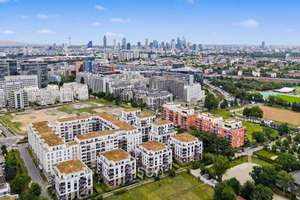 AM WALD, REITANLAGE & GOLFPLATZ – Neuwertiges 1-Zimmer-Studio mit PRIVATGARTEN, sofort verfügbar