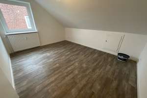 3 Zimmer-Wohnung mit Tageslichtbad und Wanne in zentraler Lage – Krempelsdorfer Allee 24, 23556 Sankt Lorenz Nord, Lübeck – Vorschaubild 12