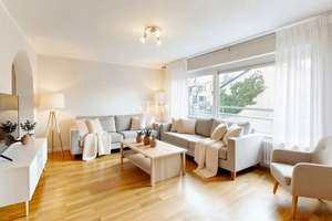 HELL | 2-Zimmer-Wohnung mit Südbalkon