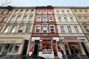 Kapitalanlage in Top-Lage: 1 Gewerbe + 8 Wohnungen – solide Mieteinnahmen – Die vollständige Adresse der Immobilie erhältst du vom Anbieter., 51063 Mülheim (Ortsteil), Köln – Vorschaubild 1