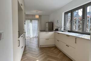 Modernisiertes, freistehendes Einfamilienhaus in Toplage - direkt am Schlosspark! – Die vollständige Adresse der Immobilie erhältst du vom Anbieter., 47441 Mitte, Moers – Vorschaubild 6