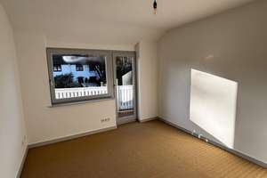 Mittelreihenhaus mit Südwest-Terrasse in Hamburg-Nienstedten – Befristete Vermietung für 5 Jahre – Die vollständige Adresse der Immobilie erhältst du vom Anbieter., 22609 Nienstedten, Hamburg – Vorschaubild 7