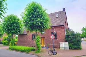 Jetzt zugreifen! Einfamilienhaus in bester Lage unter dem Hammer. – Neuss (Rhein-Kreis) – Vorschaubild 2