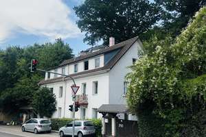10% Reduziert!
Doppelhaus+Hinterhaus mit insg. 8 Einheiten zur Sanierung – Die vollständige Adresse der Immobilie erhältst du vom Anbieter., 75180 Dillweißenstein, Pforzheim – Vorschaubild 2