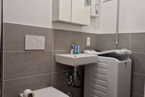 Provisionsfrei: Neu renovierte, voll möblierte 1-Zi-Wohnung mit Tiefgarage in Ffm-Gallus – 60326 Gallus, Frankfurt am Main – Vorschaubild 8